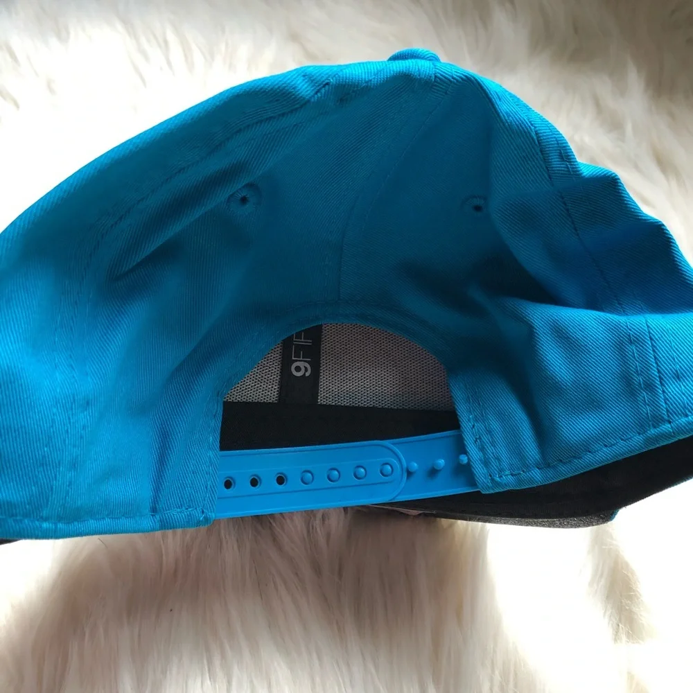 NFL New Era Carolina Panthers Glisten‎ SnapBack